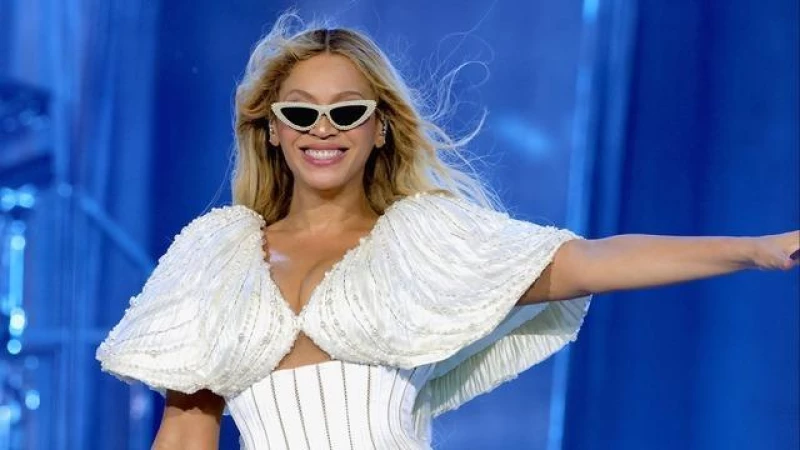 Check out Beyoncé's epic 27-song track list for her latest album "Cowboy Carter"!