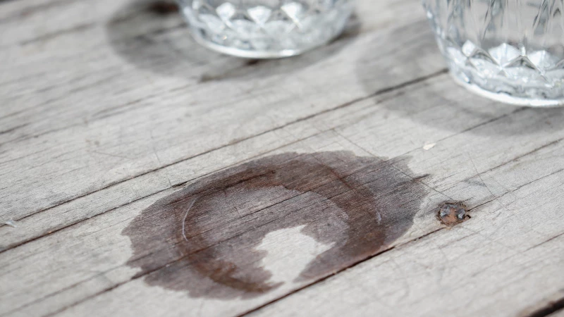 Discover the Secret to Removing Water Stains from Wood with Bar Keepers Friend!