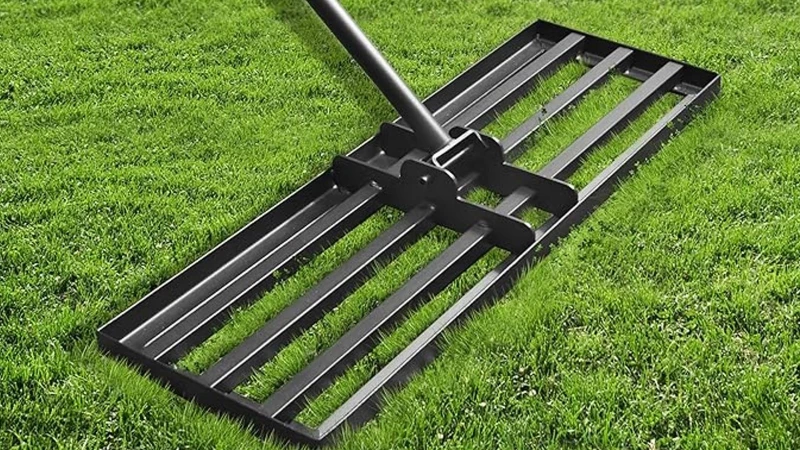 Discover the Ultimate Yard Tool: The Lawn Leveling Rake You've Been Missing Out On!